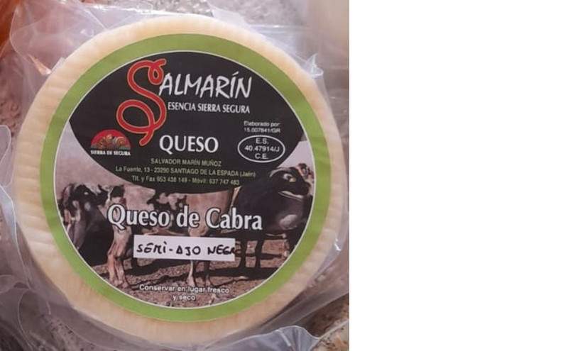 QUESO DE CABRA ARTESANO CON AJO NEGRO