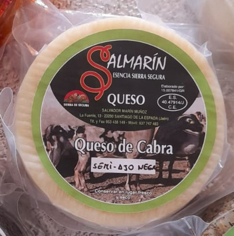 Quesos Semicurados de Cabra Salmarín
