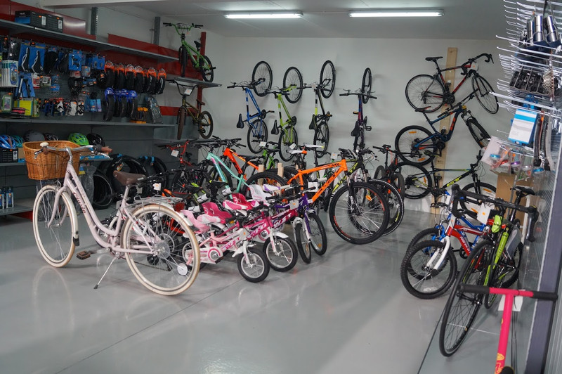 Ferretería Bike Luna 3