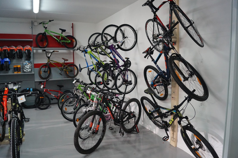 Ferretería Bike Luna 1